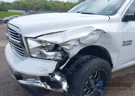 2018 Ram 1500 Big Horn 4X4 5'7 Box z USA, uszkodzony, nr VIN 1C6RR7LG8JS258214